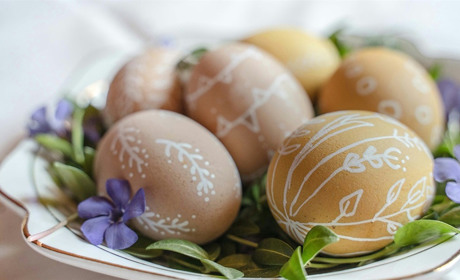 Великдень на Київщині в умовах війни: як відбуватимуться молебні та освячення