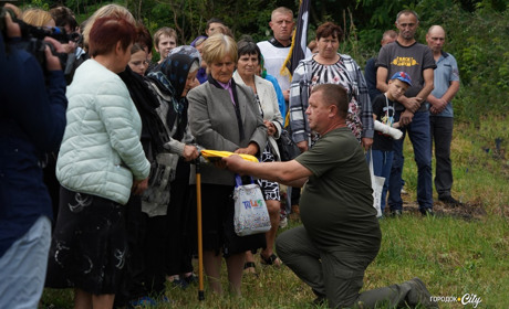 Він був єдиним сином у матері: війна забрала життя Дмитра Чайки із села Лісогірка (Фоторепортаж)