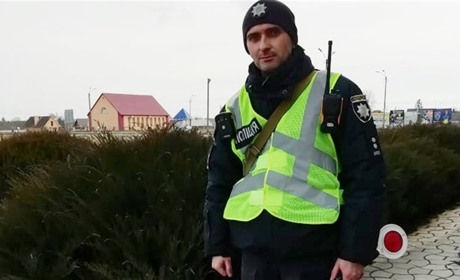 "Я не герой, кожен так вчинив би" - патрульний, який врятував життя, розповів про свій вчинок