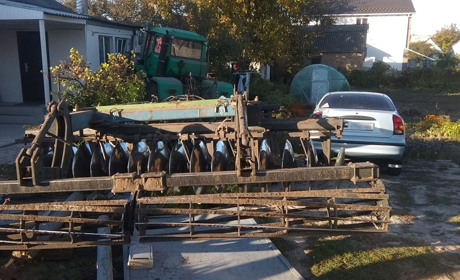 У Переяславі чоловік загинув, потрапивши під трактор