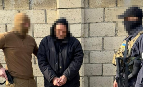 Здавав позиції ЗСУ під час роботи: в Одесі затримали таксиста-зрадника