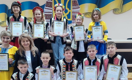 «Карамельна банда» у Жмеринці отримала нагороду від Міністерства оборони: зібрали на понад 300 тисяч