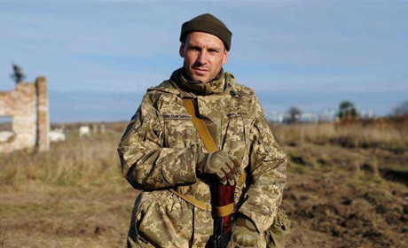 Віктор Фандира: «Зроблю протези з дерева, але ходити буду». Воїн із Сатанівщини потребує допомоги