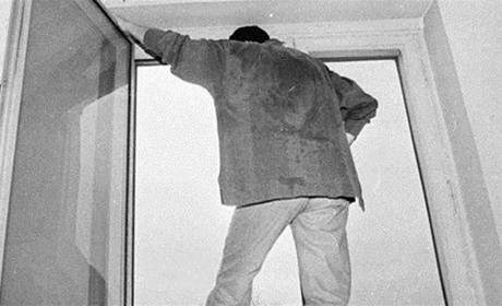 Викинувся з 4-го поверху