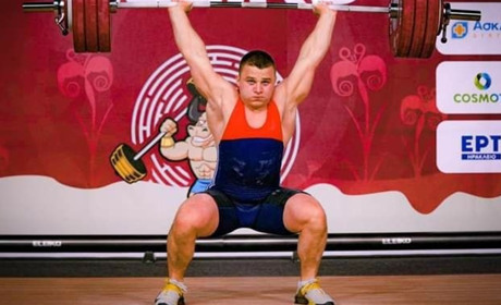 Два "золота" й одне "срібло" - Максим Домбровський став чемпіоном світу з важкої атлетики