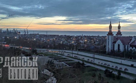 Після ранкового вибуху у Бердянську окупанти перекрили проспект