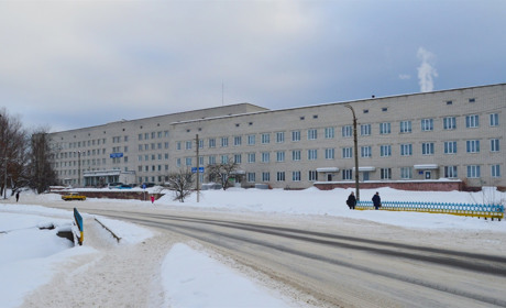 У Корюківській ЦРЛ відремонтували інфекційне відділення. На фінішній прямій – пологове