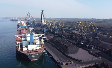 Южненський торговельний порт встановив новий рекорд (ФОТО)