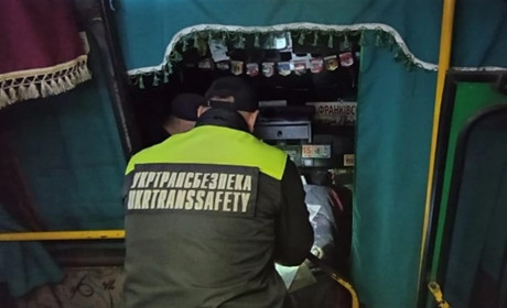 Чиновники перевіряють перевізників – на «Червоноградське АТП-14628» склали 7 постанов