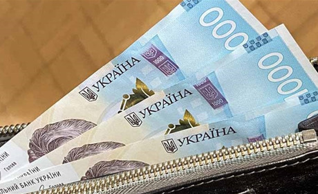 Дев’ятьом випускникам-сиротам Городоцької громади повернули заборговані виплати