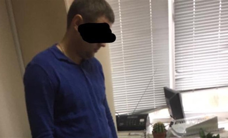 Чиновник із Нової Каховки попався на хабарі