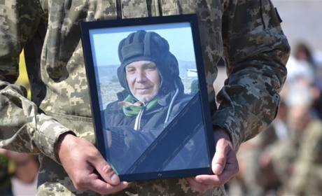 Южноукраїнця Віталія Крючкова посмертно нагороджено медаллю «Захиснику Вітчизни»