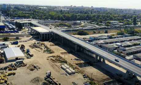 У Херсоні продовжують будівництво шляхопроводу — дивіться відео, як виглядає друга черга