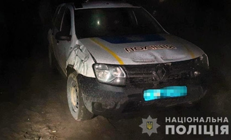 Нічна погоня: на Сарненщині водій позашляховика втікав від патрульних