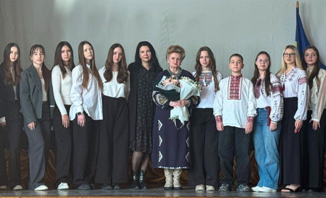 У Старокостянтинівському НВК вшанували Героїв Небесної Сотні та полеглих захисників