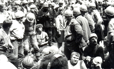 Годовщина избиения протестующих шахтеров в Луганске: как за 30 лет поменялись забастовки горняков