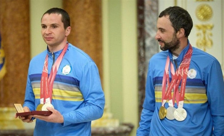 Президент нагородив паралімпійців: Олександр Казік і Сергій Кучерявий — серед відзначених