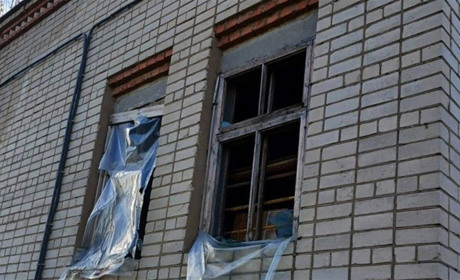 На Херсонщині армія рф завдала ударів по критичній та соціальній інфраструктурі, житлових кварталах