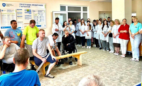 Максим Заремський відвідав воїнів у лікарні та інші зустрічі народного обранця