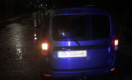 У Славуті слідчі встановлюють обставини ДТП, в якій травмувався 59-річний пішохід