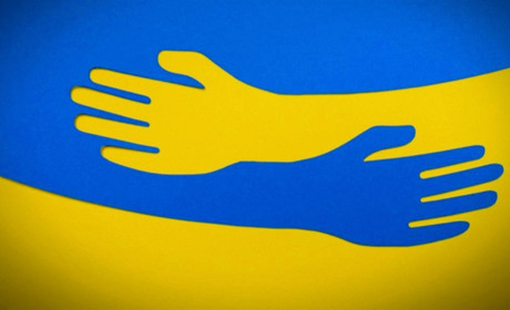 Зігріємо наших Захисників та Захисниць гарними справами: у Славуті стартує волонтерський проєкт