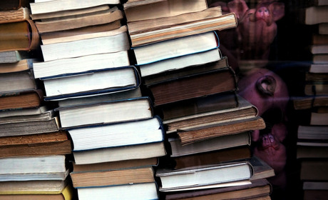 Олександропільці приєдналися до акції "Подаруй бібліотеці книгу"