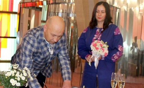 До весілля підштовхнула війна: в Чернігові пов'язали свої долі військовослужбовці ОК "Північ"