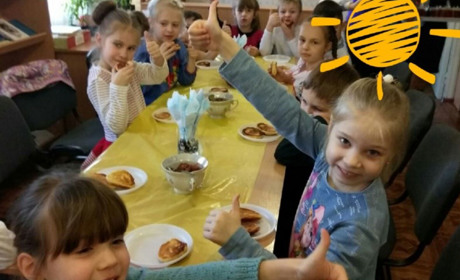 Дітлахів запросили на оладки до… бібліотеки