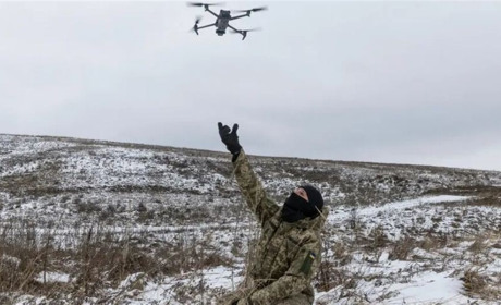 У лютому росія може піти в новий наступ, ЗСУ розробляють дрони-вбивці танків: хроніка 9 січня