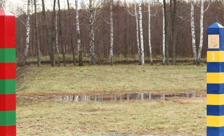 У Рівненській області двоє чоловіків організували виїзд у білорусь: що відомо
