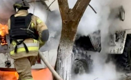 На Херсонщині російські окупанти двічі атакували рятувальників