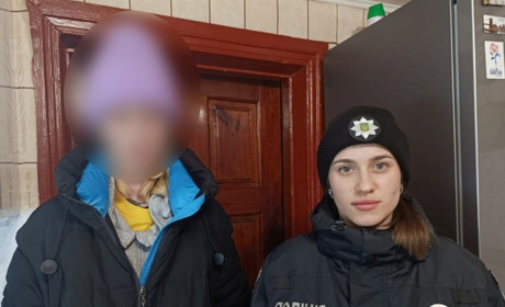 Поліцейські Шосткинщини повернули додому двох безвісти зниклих дітей