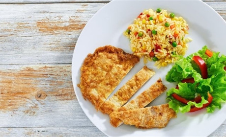 Смачна неділя: курячі відбивні за 30 хвилин або смачна страва до гарніру