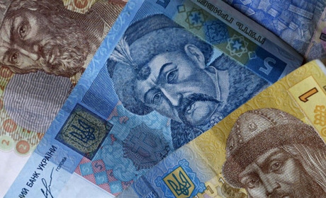 Монети замість банкнот: паперові дрібні виводять з обігу