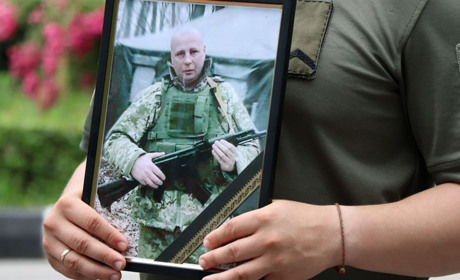 У Вараші за день поховали двох воїнів - обидва загинули на Запоріжчині