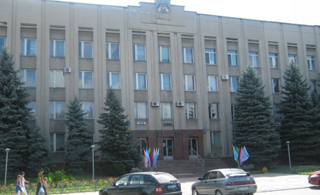 На сесії Первомайської міськради затвердять оновлену структуру виконкому: є проєкт рішення