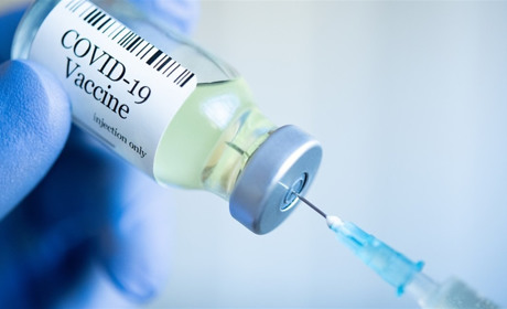 В Україні стартує п'ятий етап COVID-вакцинації: кого щеплюватимуть