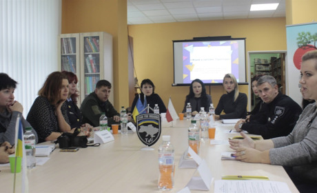 Роль женщины в силовых структурах: Попасную посетили полицейские из Чехии