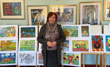 Вихованці Переяславської художньої школи влаштували ярмарок малюнків задля підтримки ЗСУ