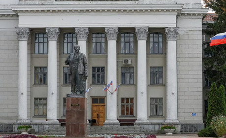 Жителі Нової Каховки досі не платять за компослуги