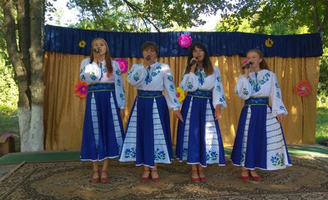 Моє село - маленька батьківщина. Історичними стежками Терещенок