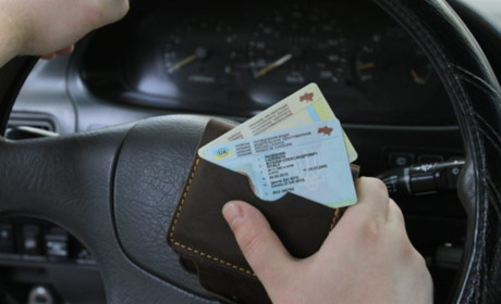 До уваги власників авто: як перереєструвати транспортний засіб за договором дарування