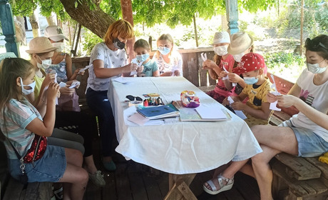 Як діти Сватівщини позбавляються своїх страхів та стресів, хто їм допомагає і чому це важливо