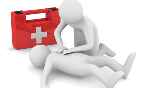 Перша домедична допомога: що потрібно зробити до прибуття професіоналів