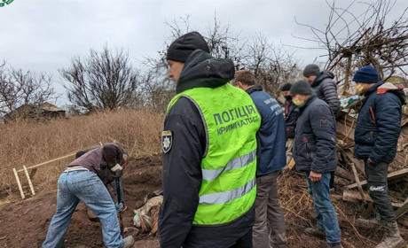 Повідомили про підозру військовослужбовцю рф, причетному до вбивства цивільних на Херсонщині