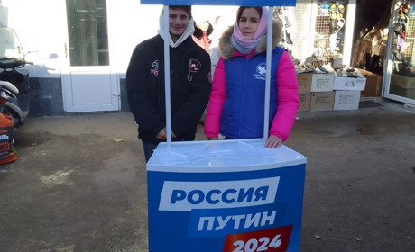 Чоловікам, які йдуть на псевдовибори в окупації, вручають повістки