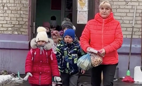 "Щасливе" дитинство на окупованій Луганщині. Російські пропагандисти "похвалилися" дитсадком