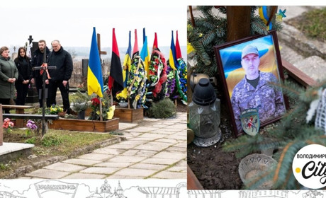 Поліцейські Рівненщини вшанували пам’ять загиблого колеги – пенсіонера ОВС з Хиноч