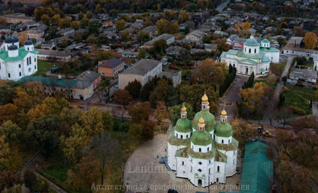 До Дня українського козацтва запрошують на благодійну екскурсію історичним середмістям Ніжина