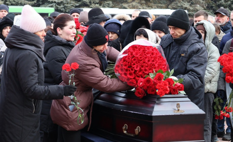 Південноукраїнськ попрощався з Денисом Гальопою